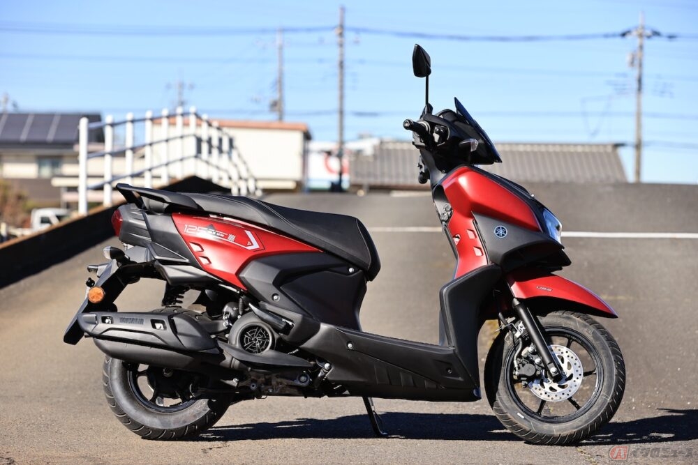 ヤマハの原付二種スクーター「シグナス 125 RAY ZR HYBRID」の価格にも