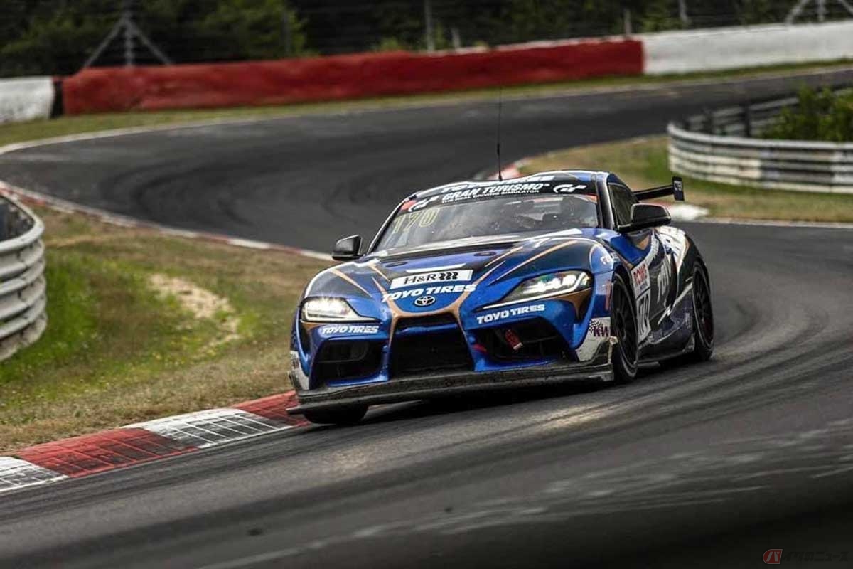 2023年TOYO TIREのグローバルフラッグシップブランド「PROXES(プロクセス)」アンバサダーに就任した筆者(木下隆之)は、2022年トーヨータイヤを装備したGRスープラGT4を駆り、ニュルブルクリンクで行われたNLS第8戦「4時間レース」に参戦した