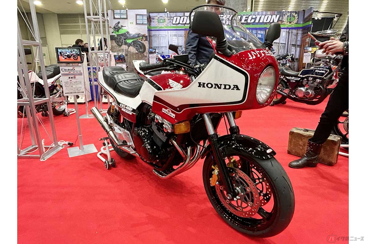 ドレミコレクションの手によりホンダ「CBX400インテグラ仕様」へと変貌を遂げた「CB400 SUPER BOL D'OR」