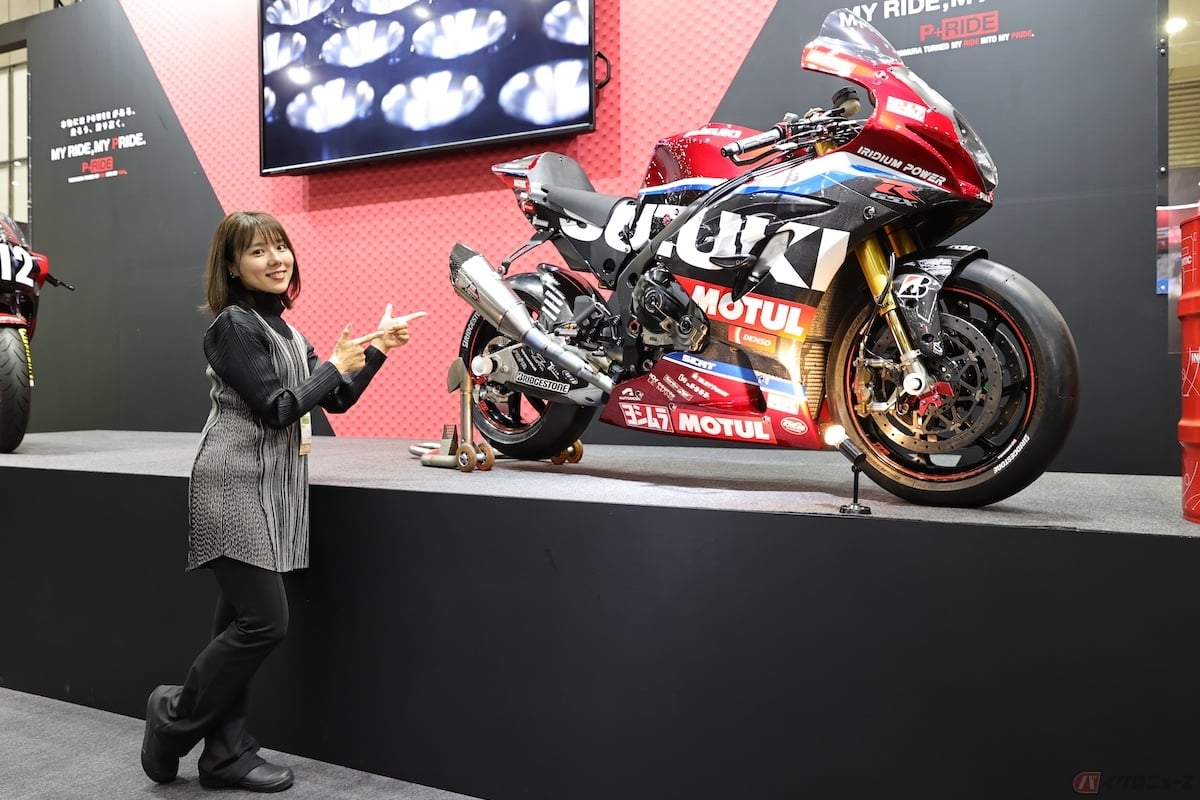 ヨシムラSERT Motulの「GSX-R1000R」にも勿論ヨシムラ製のマフラーが装備されています