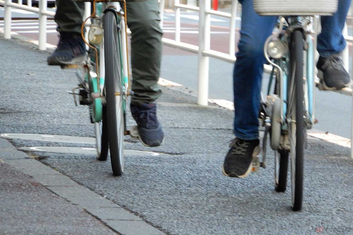 自転車の運転で加害者になってしまったときに備え、自転車保険への加入は検討すべき