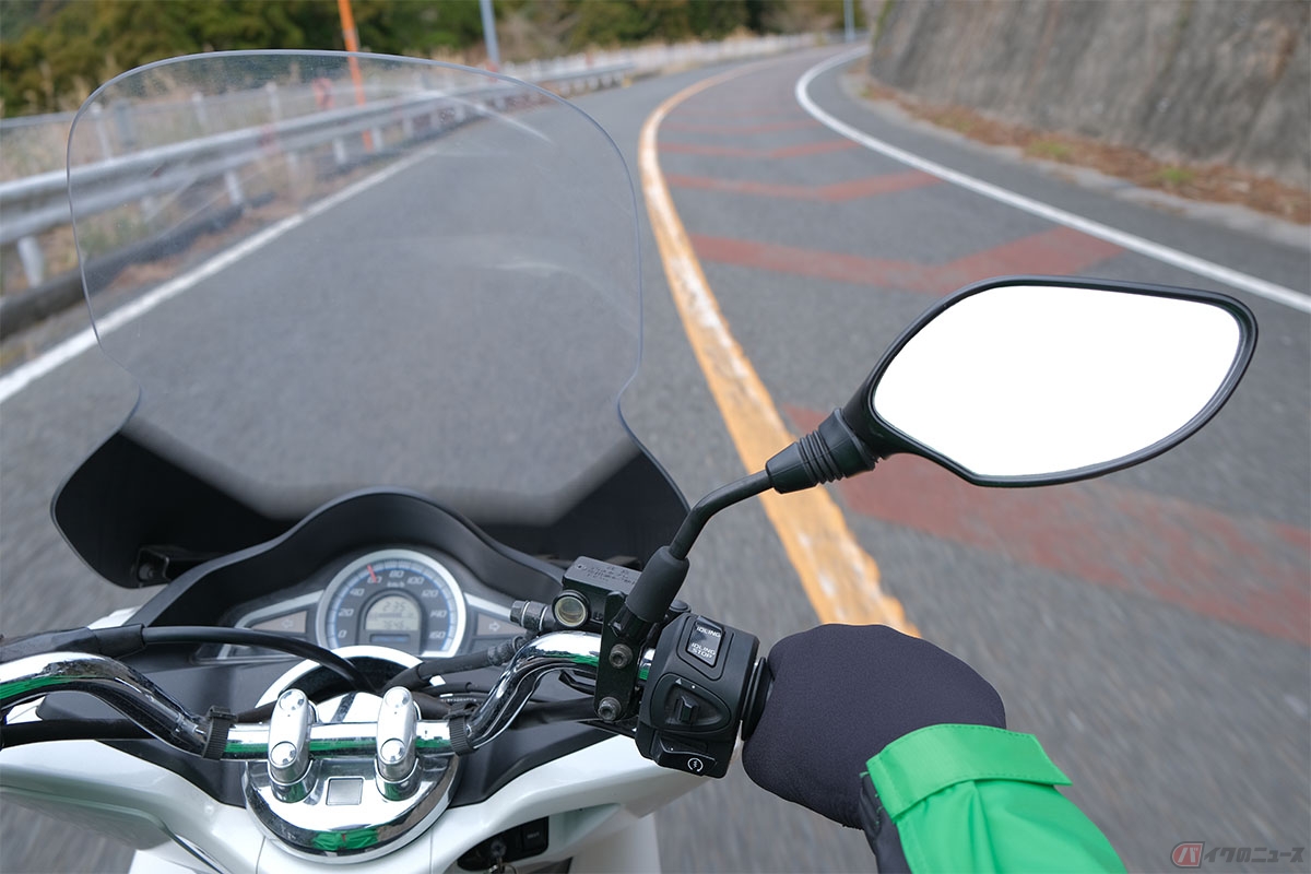 年齢や走行距離、事故の有無などにより決まるバイク保険の保険料