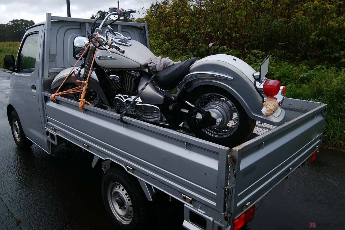 バイクを他人に譲渡する際は名義変更が必須