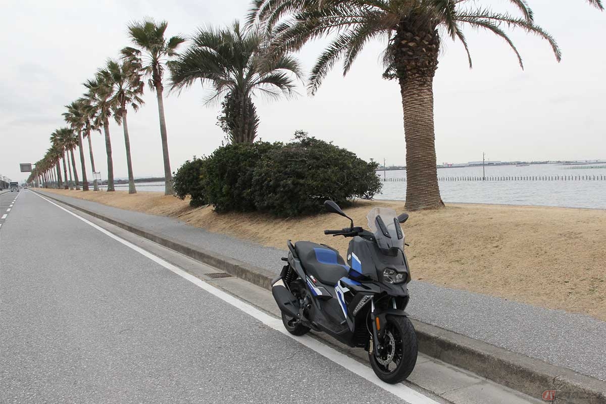 東京都内から千葉県木更津エリアへ移動し、高速道路での燃費計測に向かう