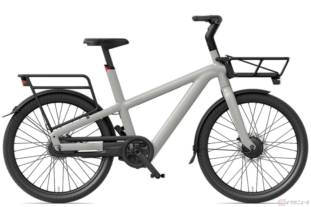 VanMoof A5(前後にアクセサリーのキャリアを装着した状態)