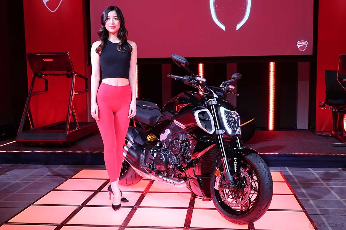 ドゥカティ新型「DIAVEL V4」(2023年型)日本デビュー。2023年5月より発売予定