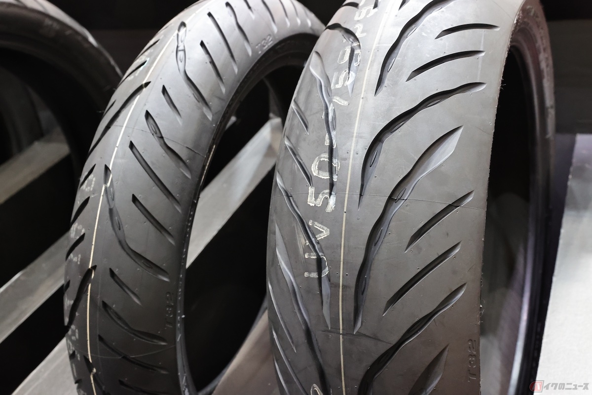 『T32』は、独自に開発した「パルスグルーブ」と呼ばれる溝の形状が主な特徴