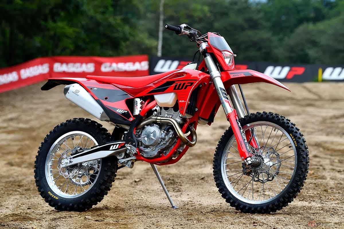 GASGAS「EC250F」(2023年型) ※写真は前後サスペンションに「WP PRO」を装備した上級仕様車。グラフィック(デカール)はサンプル品