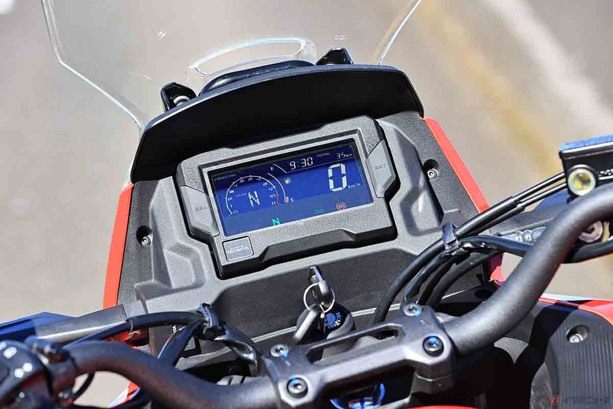 ホンダ「CRF190L」。フルLCDメーターも搭載されています
