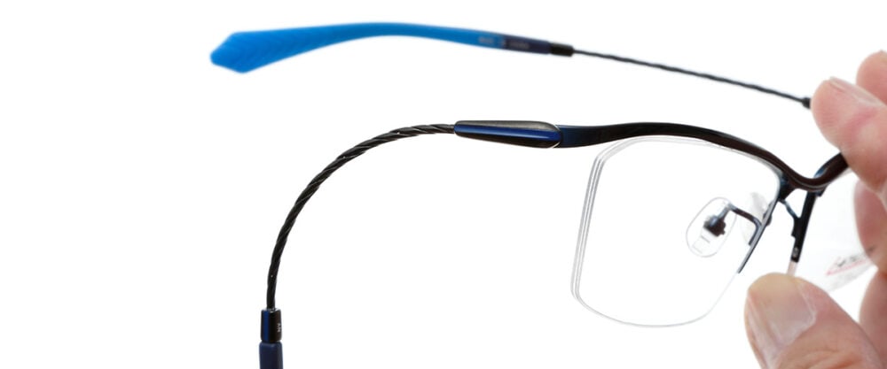 メガネライダー必見！ 眼鏡市場の「i-ATHLETE」がライディング中の不満