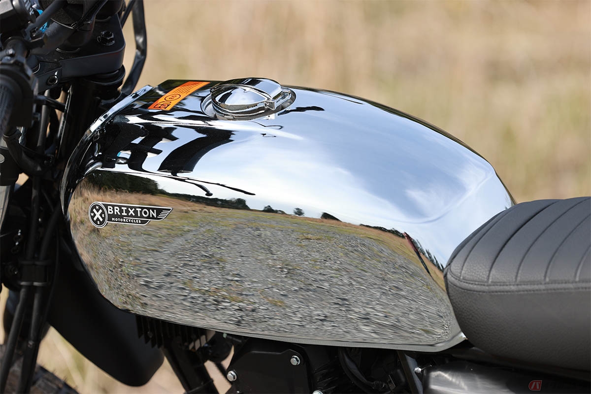 Brixton Motorcycles「Felsberg125」のタンク周り