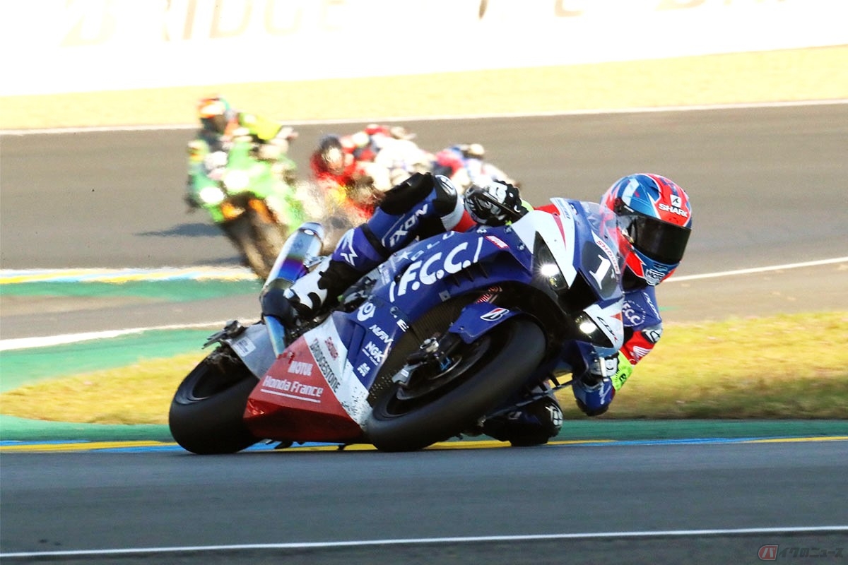 世界耐久ロードレース選手権 開幕戦ル・マン24時間耐久ロードレースで優勝したF.C.C. TSR Honda France