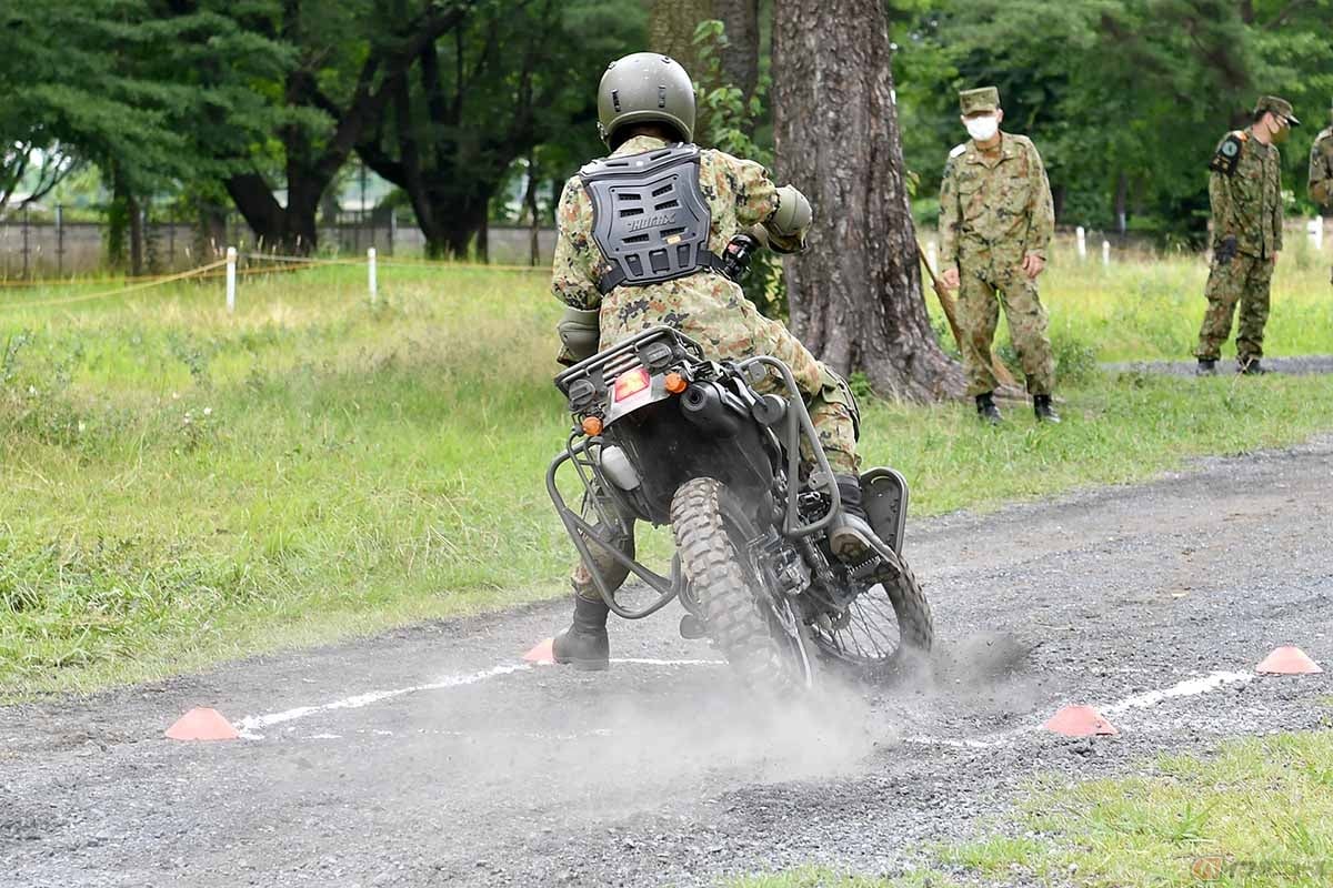 機動力の高いオフロードバイクは被災地で動きやすい