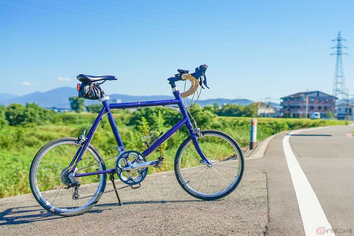 自転車の種類 小さいタイヤとコンパクトな車体 デザイン性も高くバリエーション豊富な自転車 ミニベロ の特徴とは バイクのニュース 自転車の種類 小さいタイヤとコンパクトな車体 デザイン性も高くバリエーション豊富な自転車 ミニベロ の特徴とは バイクのニュース