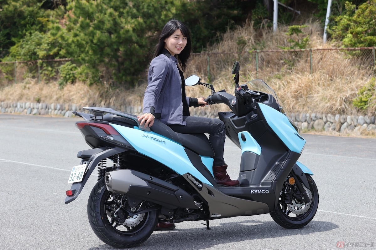 機能が盛りだくさんのKYMCO「X-TOWN CT250」