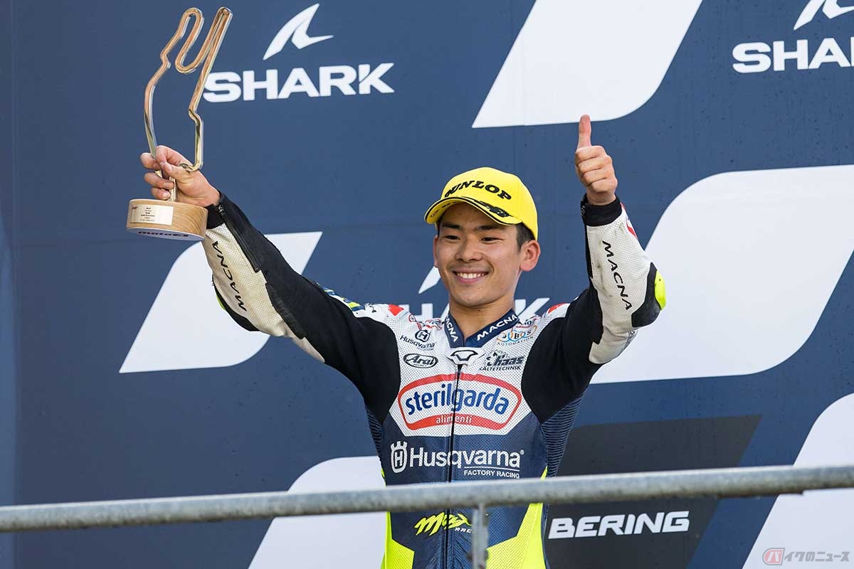 Moto3クラスに参戦する佐々木歩夢選手(ステリルガルダ・マックス・レーシング・チーム)が、今季3度目の表彰台に上がった