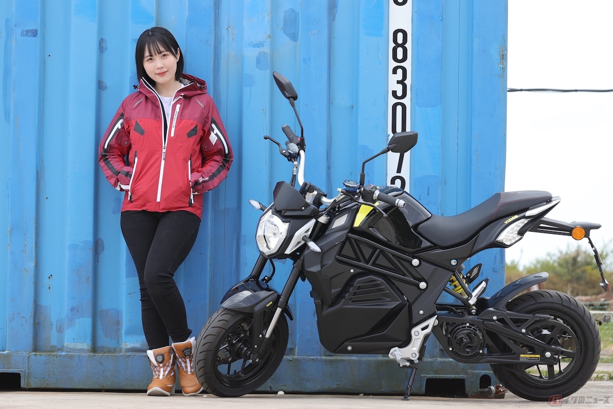 本格派バイクウェアブランドのクシタニさんでちょっと寄り道