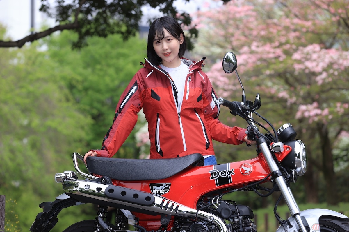 普段のちょい乗りバイクにもピッタリなクシタニさんチョイスのコーデでした