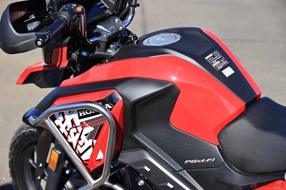 パニアケース3点を標準装備!! ホンダ「CB190X」なら、今すぐ旅に出 パニアケース3点を標準装備!! ホンダ「CB190X」なら、今すぐ旅に出