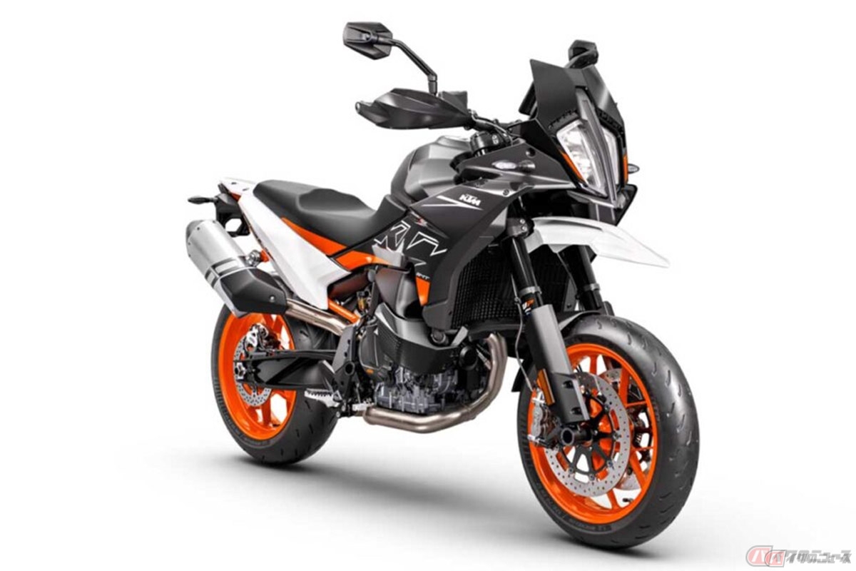 KTMの新型スーパーモトツーリング「890 SMT」