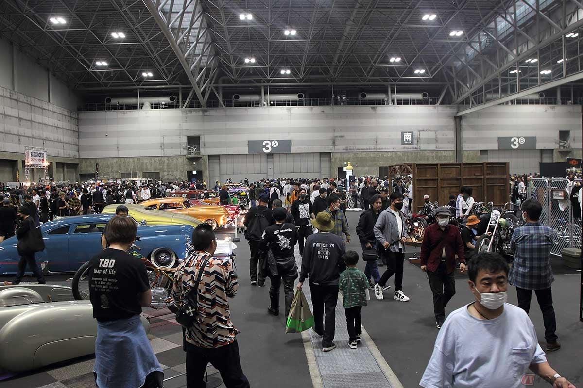 開催の2023年4月30日、午前中が雨天だったにもかかわらず1万人超の観客を動員したJOINTS2023。今回は“OLD&CHOPPER DNA”と銘打ち、チョッパーの展示が中心となったのが、よりコアなファンが多く訪れた様子です