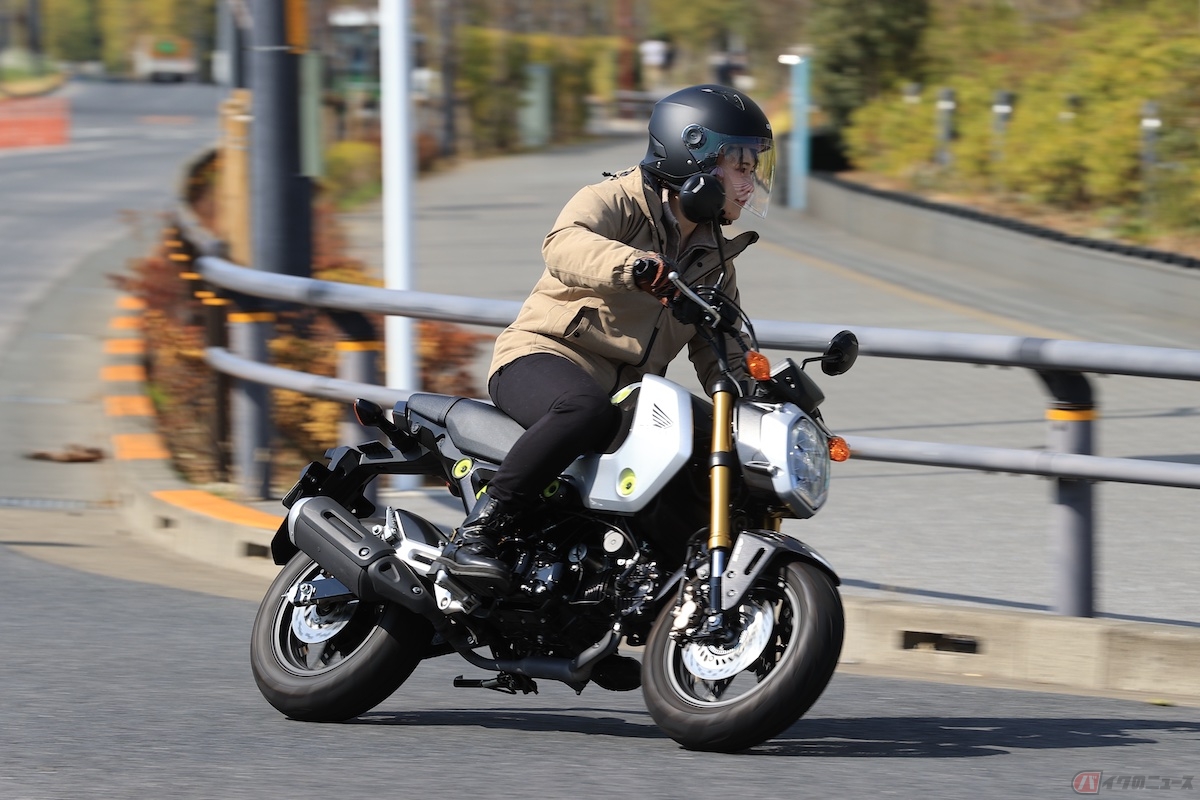 原付二種スポーツモデル「GROM(グロム)」