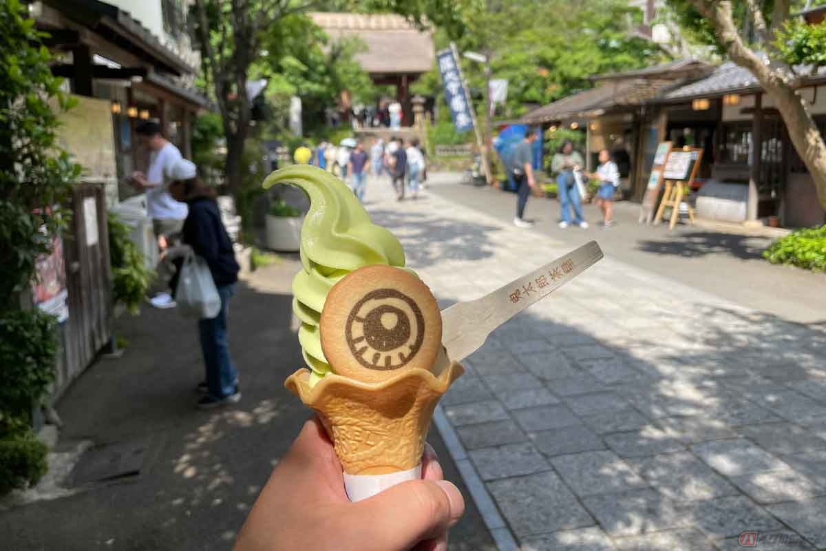 水木しげるの第2の故郷として、調布市「深大寺」には「ゲゲゲの鬼太郎」の世界観が表現されている
