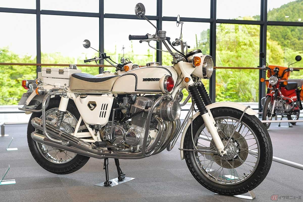 世界に誇る日本の名車、ホンダ「DREAM CB750 FOUR」の白バイ仕様車「DREAM CB750 P」