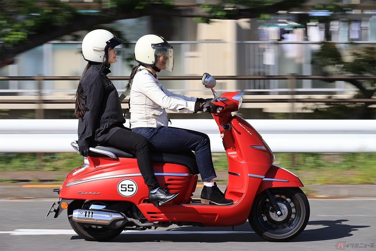 バイクは乗り物酔いが起こりにくいが、タンデムしている後席の人は酔う事がある