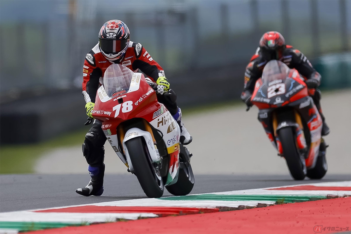 MotoE世界選手権第2戦でイタリア ムジェロサーキットを走る大久保光選手
