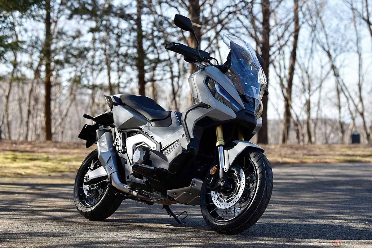 国内モデルとしては初めてDRLが搭載されたホンダ「X-ADV」