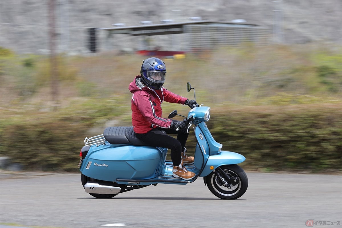 小排気量のバイクのエンジンは高回転になりやすいので慣らし運転中は要注意