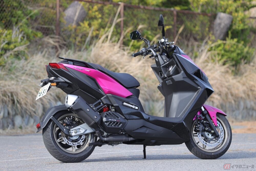台湾での先行販売で人気爆発！KYMCO「KRV180TCS」に試乗～『高梨はづき