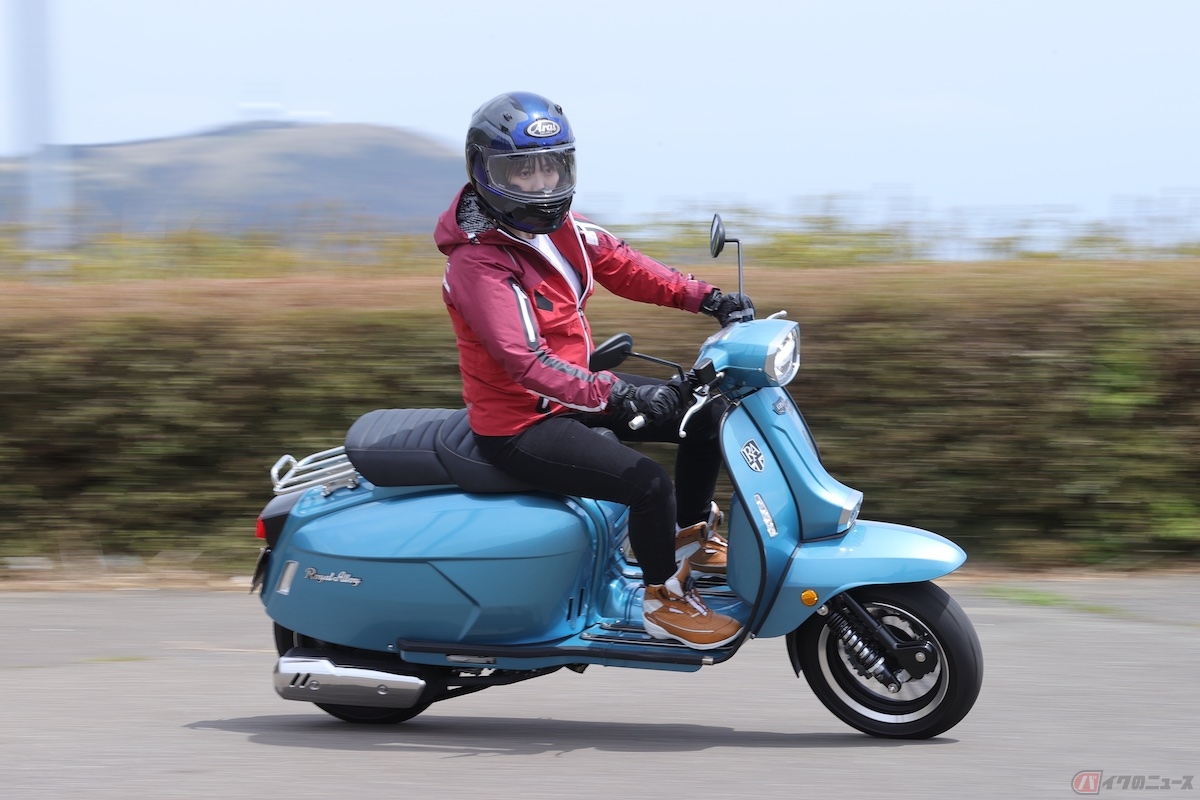 走行中は、しっかりとタイヤが地面をとらえてくれる感じがする