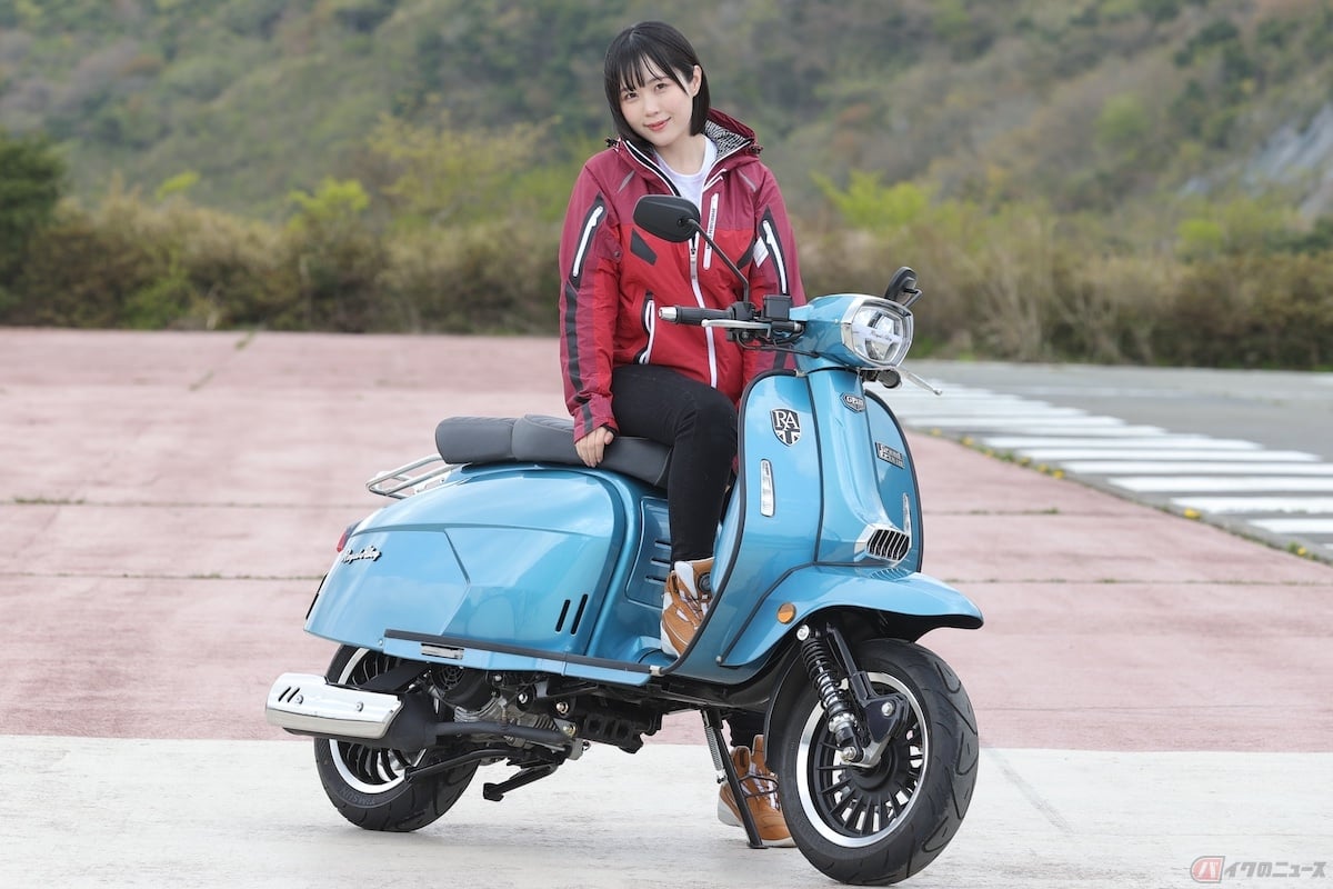 性能や乗りやすさは現代的なクラシックデザインスクーター「ロイヤルアロイGP125」
