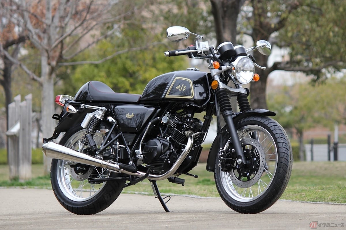 シート高740mmの ASJ「キャドウェル125」