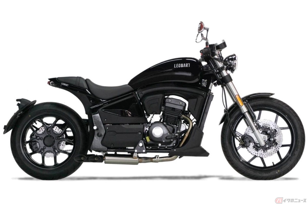 シート高700mmのレオンアート「パイルダー125」