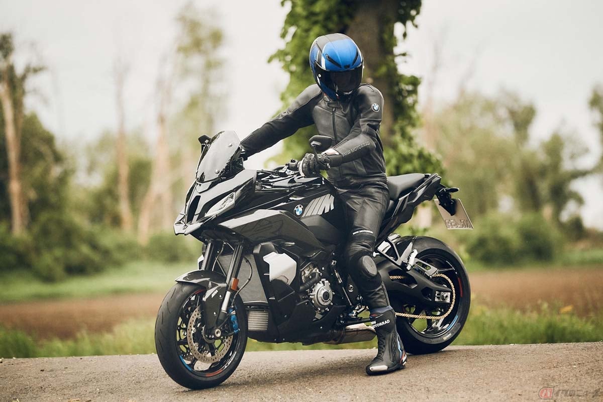 3機種目の「M」モデルBMW Motorrad「M1000XR」プロトタイプ