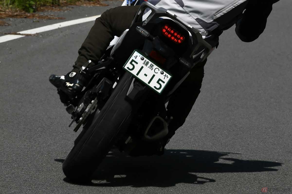 バイクの希望ナンバー制は、車検の有無に関係なく、排気量126cc以上のバイクを対象に検討される