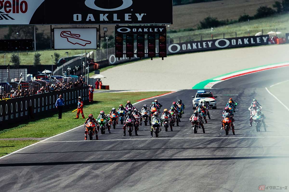 【MotoGP第6戦イタリアGP】Moto3クラス決勝、佐々木歩夢選手（#71／Liqui Moly Husqvarna Intact GP）は1列目から挑む