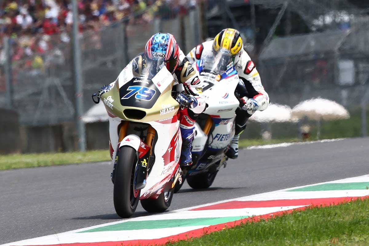 レースではほとんど13、14番手付近での走行となった