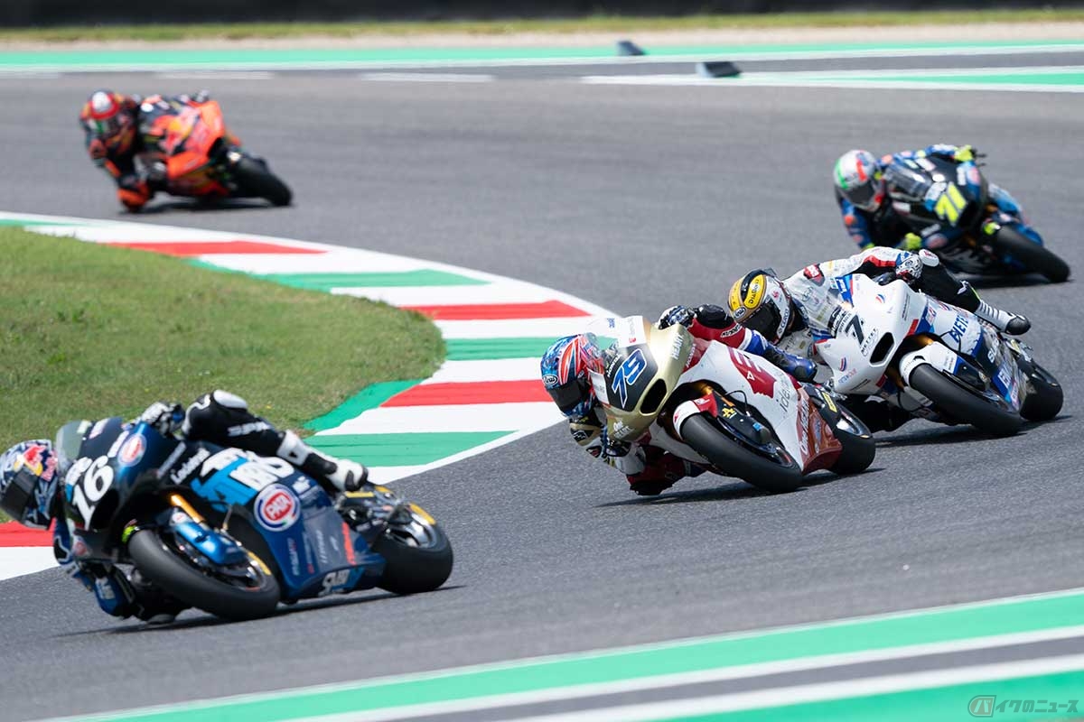 MotoGP第6戦イタリアGPのMoto2クラスを走る小椋藍選手（#79／Idemitsu Honda Team Asia）