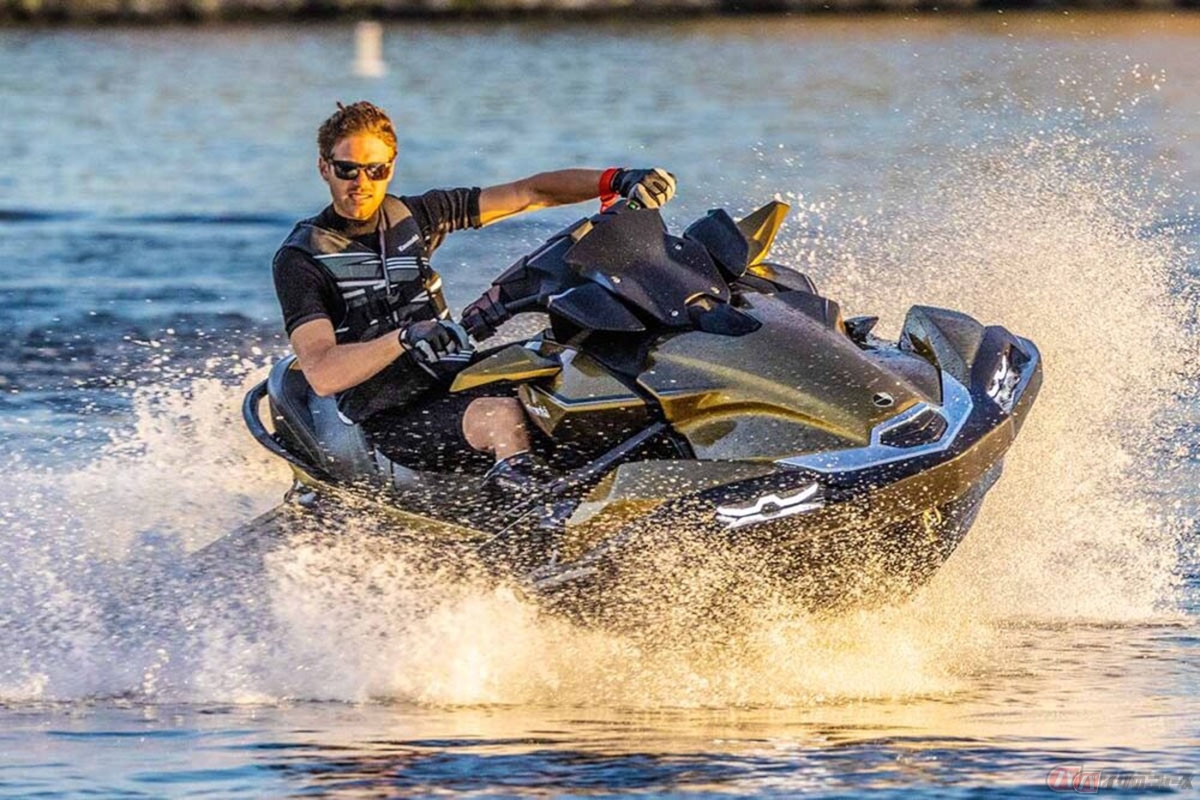 カワサキ「JET SKI ULTRA160LX」