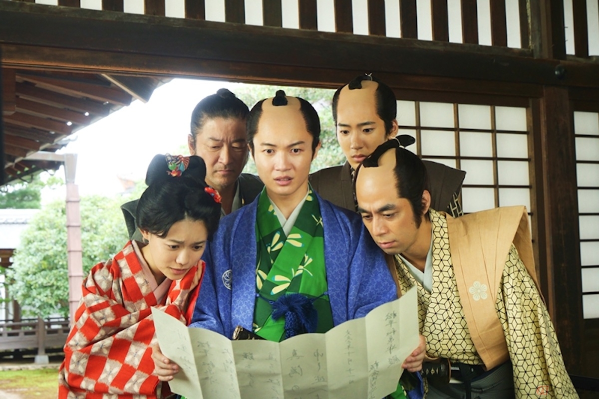 『大名倒産』(c) 2023映画『大名倒産』製作委員会