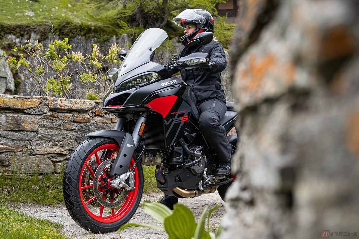 ドゥカティ「ムルティストラーダV2 S」