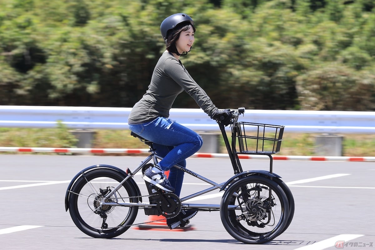 電動アシスト自転車の「ノスリス」は、電動アシストがサポートしてくれるので少しも体力を使わずに走れてめちゃくちゃ速い!