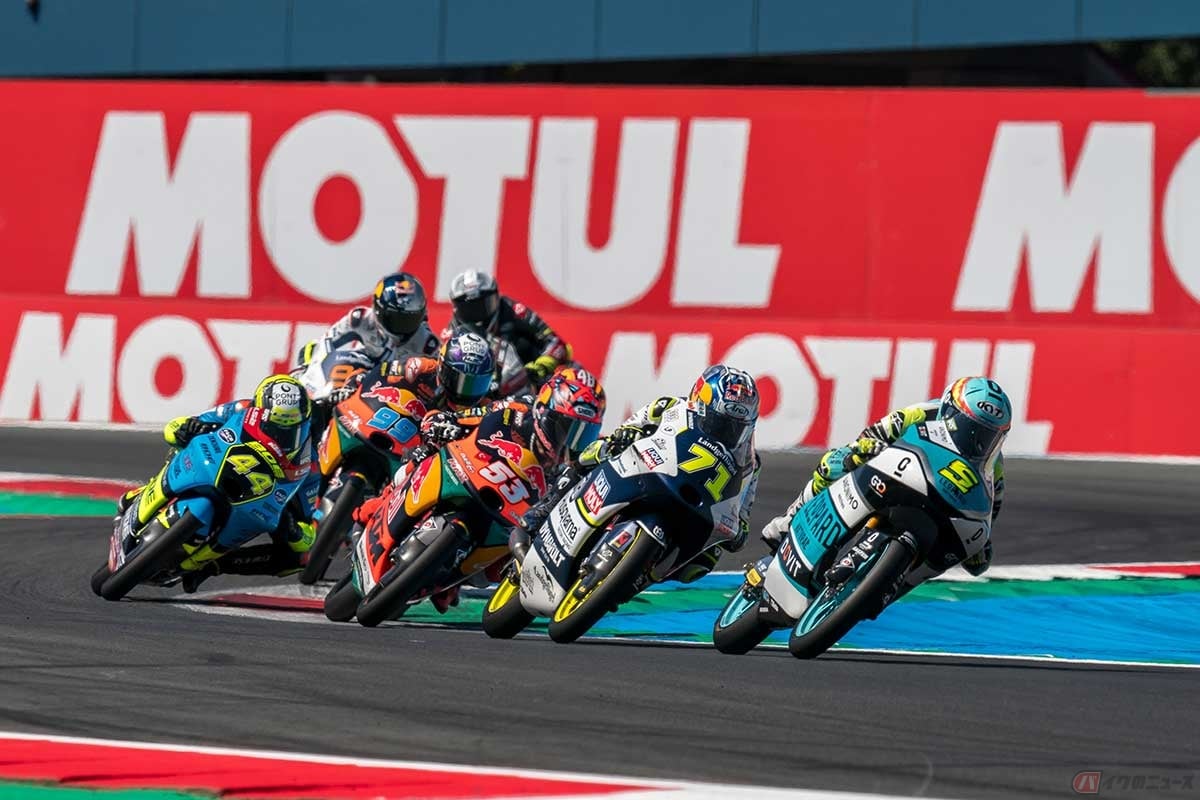 【MotoGP第8戦オランダGP】Moto3クラスの優勝争いは佐々木歩夢選手(#71/Liqui Moly Husqvarna Intact GP)と、ホンダのマシンを駆るジャウメ・マシア選手(#5/Leopard Racing)との勝負となった