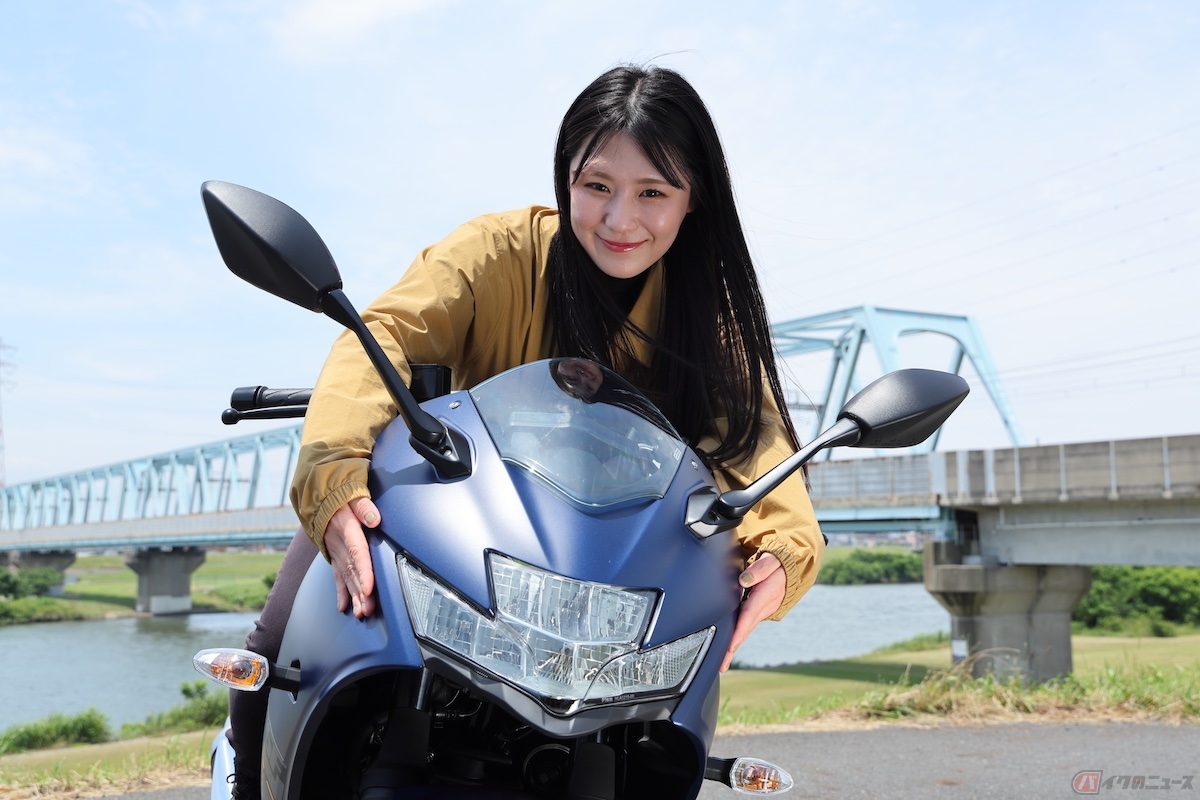 フロントは、好青年のようなキリッとした凛々しさを感じる