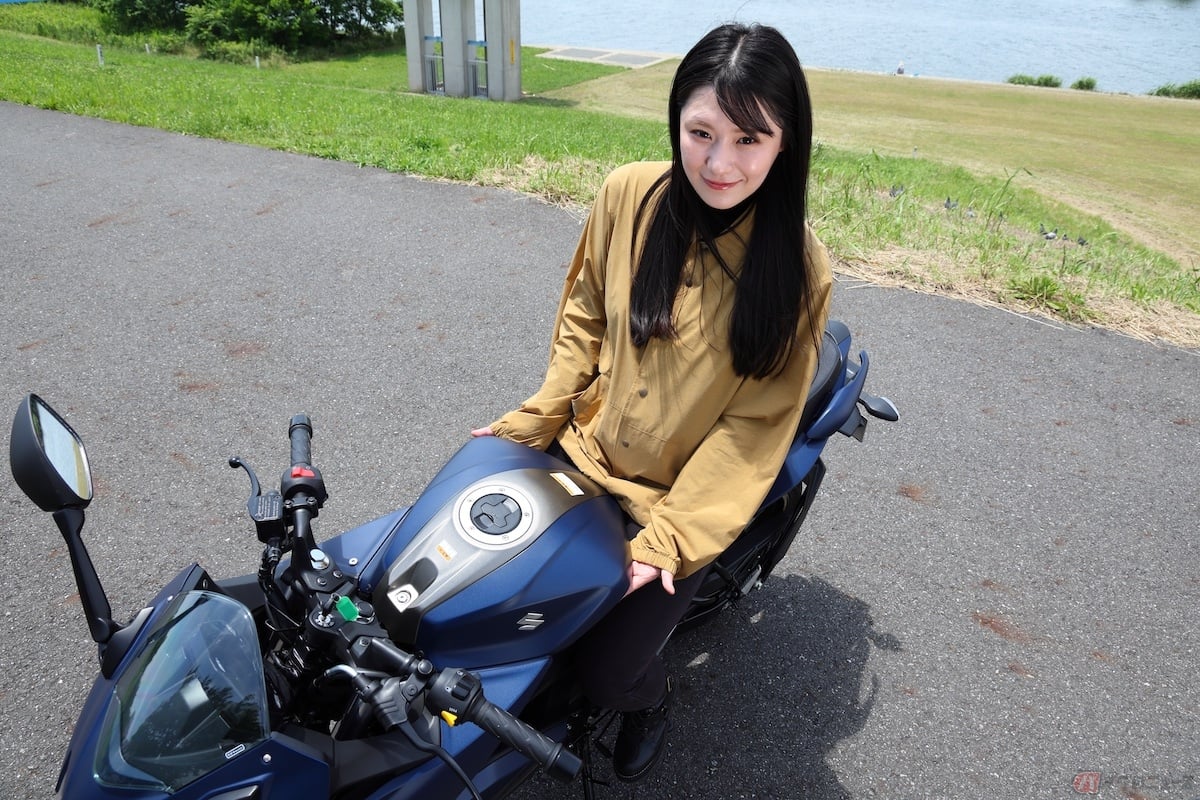 マットステラブルーメタリックのデザインやカラーリングはモダンでスタイリッシュだから飽きずに所有していられそう