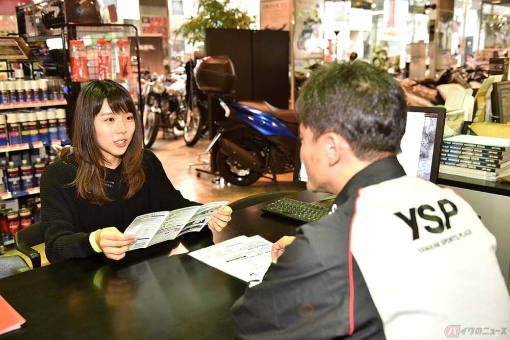 新車でも中古車でも、購入時に必要な手続きはほぼ同じ